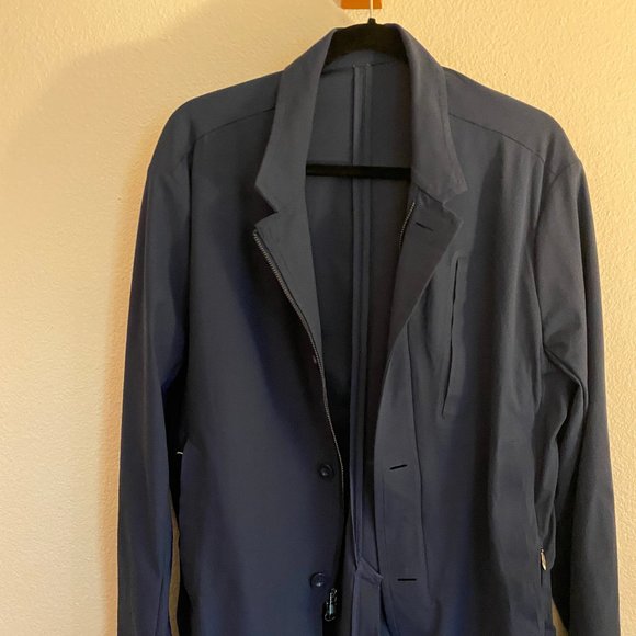 Lululemon Blazer - Picture 1 of 5
